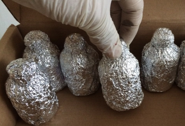 治癌藥物避光冷鏈運(yùn)送到孟加拉國，負(fù)重致遠(yuǎn)，得一絕不含糊！