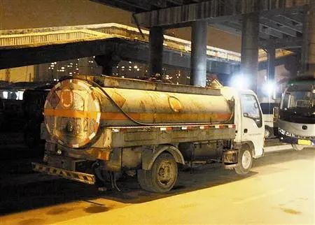 <a href='http://www.ohtmd.com' title='危險(xiǎn)品貨運(yùn)' >危險(xiǎn)品貨運(yùn)</a>